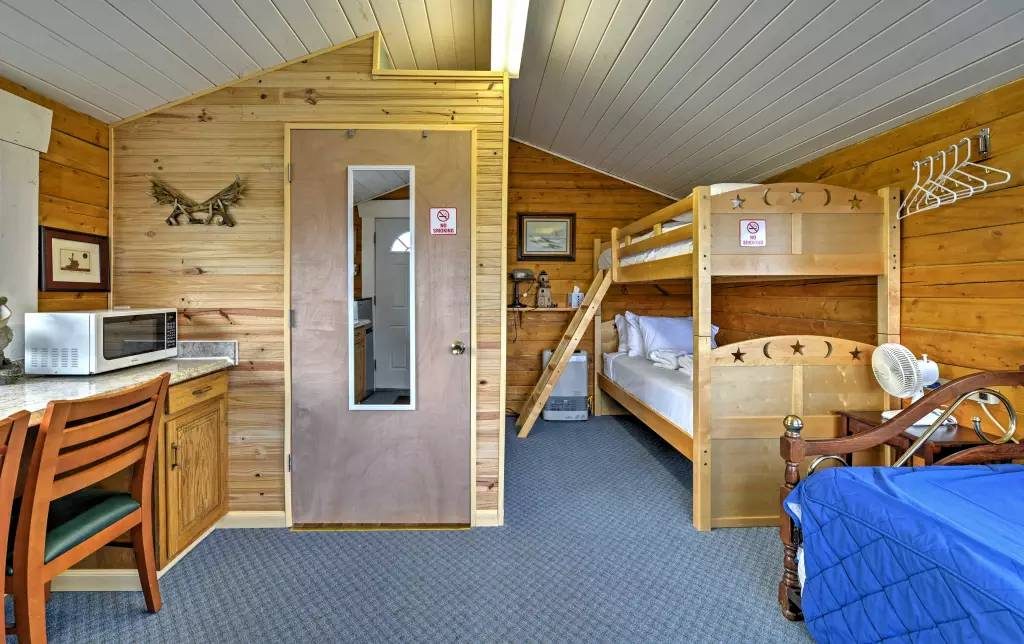 cabin rentals in Ninilchik Alaska